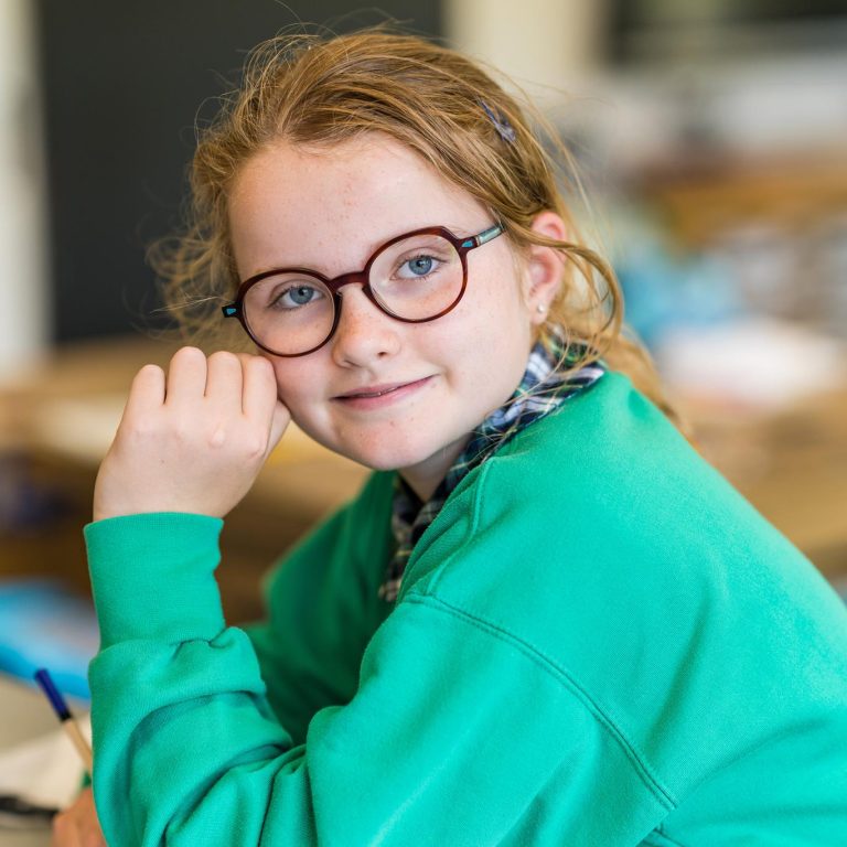 girl wearing glasses